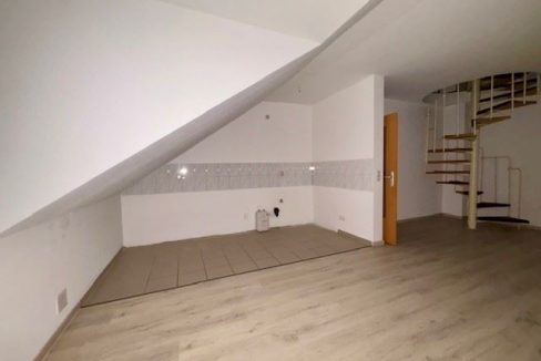 immo_52843_FF00DB70F4734A1D9F7F048F1372FC60